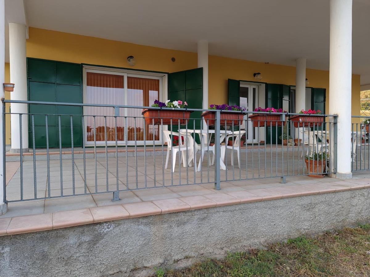 B&B La Petrosa Frascineto Екстериор снимка